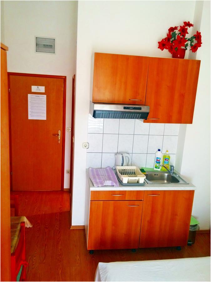 Apartments Eugen Pedisic Turanj Extérieur photo